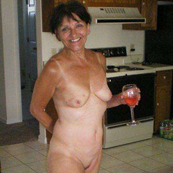 Hot MILF wife naked on camera