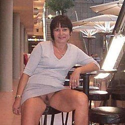 Sex photos of nude wives and amateur MILFs
