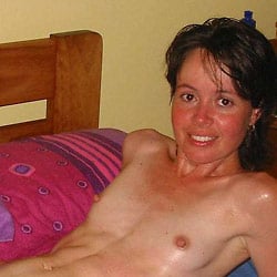 Sex photos of nude wives and amateur MILFs