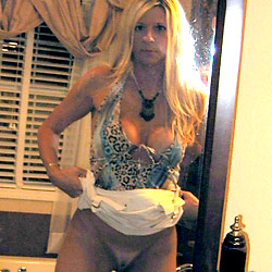Homemade sex pics from this real mature wife