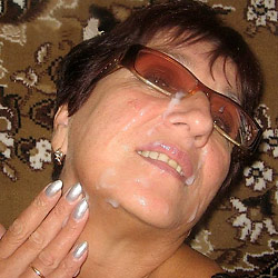 Swinger mom fucked in an orgy