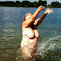Real MILF sex pics