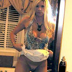 Homemade sex pics from this real mature wife