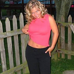Cuck MILF loves big black cocks