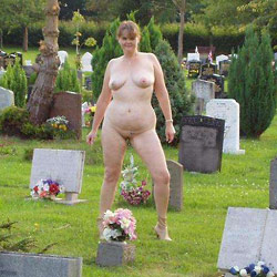 Hot MILF wife naked on camera