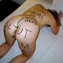 Swinger mom fucked in an orgy