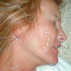 Hot MILF wife naked on camera