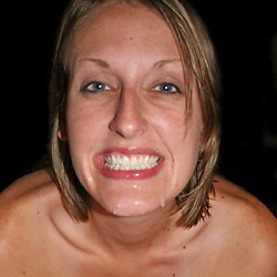 Hot MILF wife naked on camera