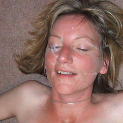 Swinger mom fucked in an orgy