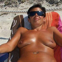 Hot MILF wife naked on camera