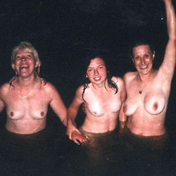 Real MILF sex pics