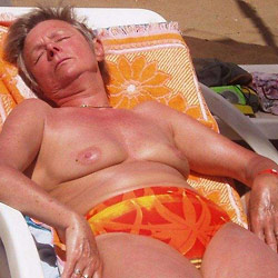 Real MILF sex pics