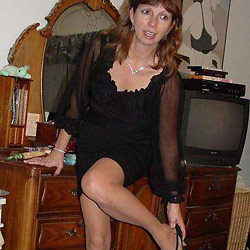Hot MILF wife naked on camera