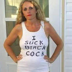 Nude MILFs and naked wives