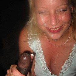 MILF slut gets naked in public