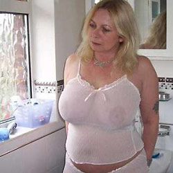 Hot MILF wife naked on camera