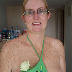 Hot MILF wife naked on camera