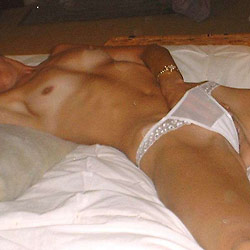 Amateur bride fucked on the honeymoon