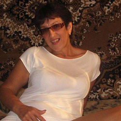 Hot MILF wife naked on camera