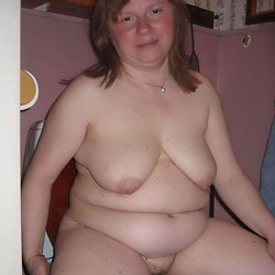 Hot MILF wife naked on camera