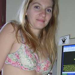 Hot MILF wife naked on camera