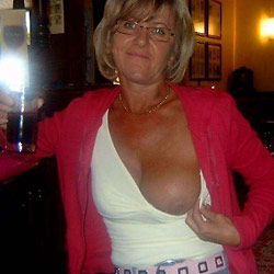 Hot MILF wife naked on camera