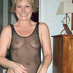 Hot MILF wife naked on camera