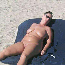 Hot MILF wife naked on camera