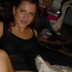 Hot MILF wife naked on camera