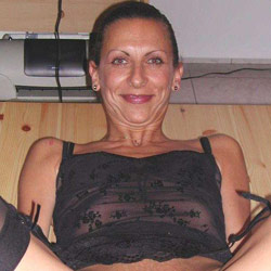 Hot MILF wife naked on camera