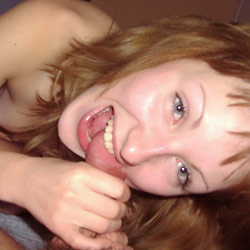 Nude MILFs and naked wives
