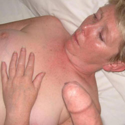 Sex photos of nude wives and amateur MILFs