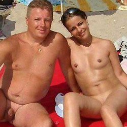Amateur couple fucks on the nudist beach