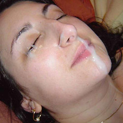 Mature slut gives deepthroat blowjob