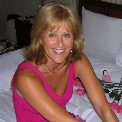 Amateur bride fucked on the honeymoon