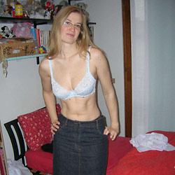 Amateur bride fucked on the honeymoon