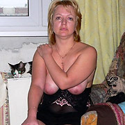 Cuck MILF loves big black cocks