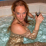 Sex selfies from this hot mature wife