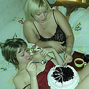 Nude MILFs and naked wives