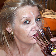 Sex selfies from this hot mature wife