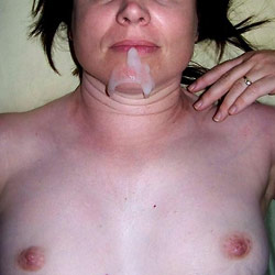 Genuine amateur sex pics and videos