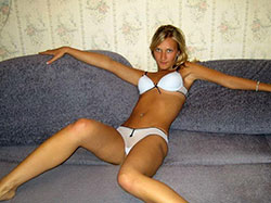 Naked amateur wife